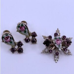 Vtg Enamel Rose Screw Back Earrings & Pin Brooch Set Purple Rhinestone Gold Tone